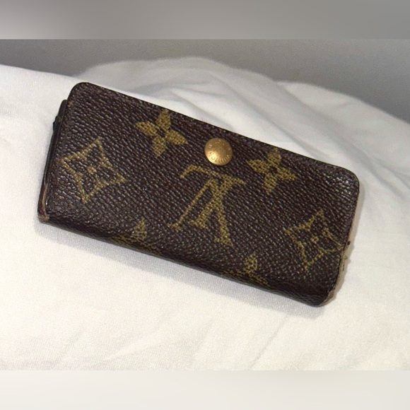 LOUIS VUITTON MONOGRAM KEY HOLDER / WALLET - Picture 3 of 16